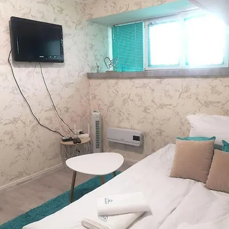 Centrally-located Near The Sea Garden * Varna